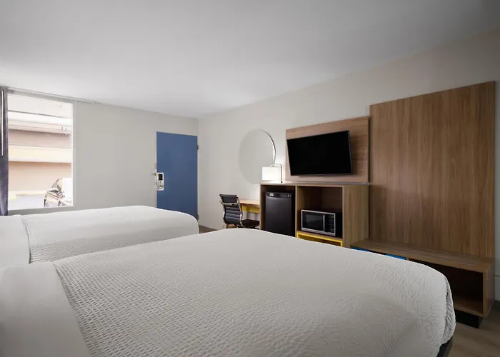 Days-Inn By Wyndham Montgomery I-85