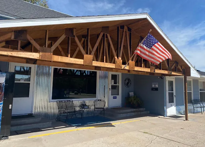 Pelican Motel