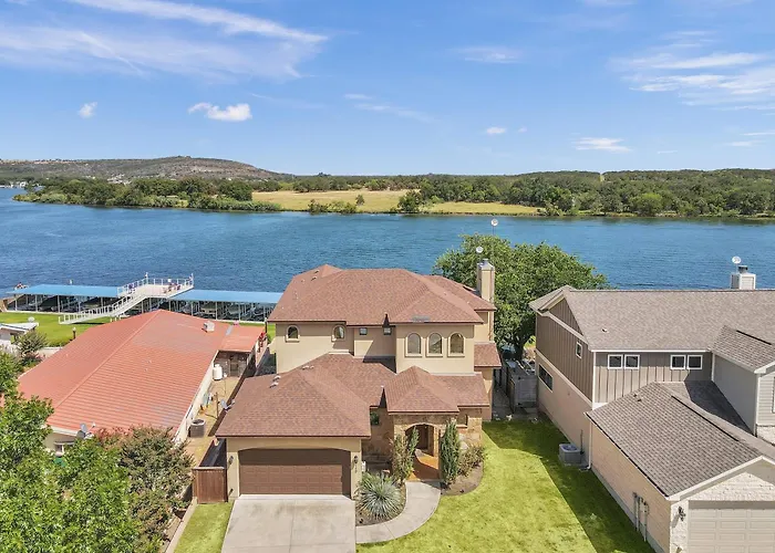 119 Christopher Concierge Services Available