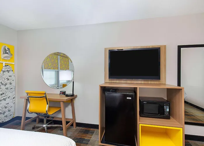 Days Inn By Wyndham Holladay