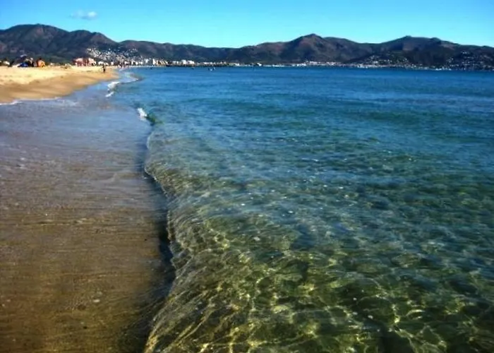Vistas Frontales Al Mar