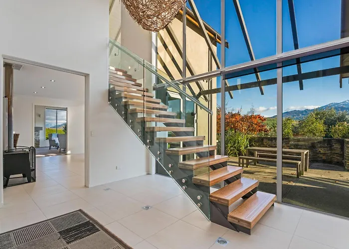 Queenstown Lifestyle And Lakeview