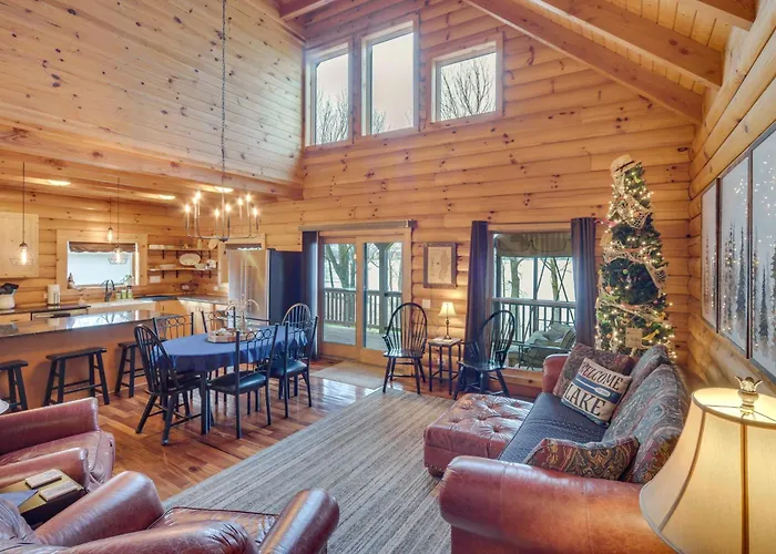 Modern Log Cabin W/ Rec Room, Steps To Lake!