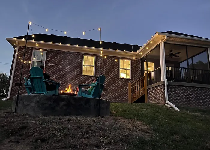 Bluegrass & Bourbon - A Peaceful Retreat & Hangout