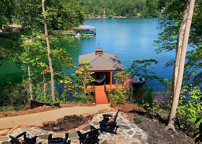 Waterfront 5Bd/5Ba Dock & 9P-Hottub