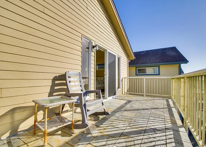 Quiet Waterfront Escape W/ Hot Tub & Beach Access!
