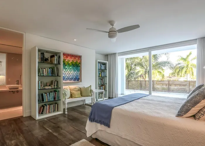 Tropical Contemporary Suites