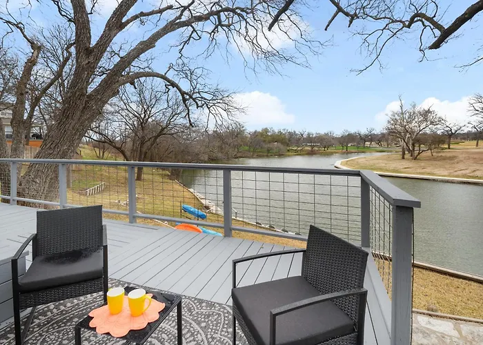 Lake Marble Falls Waterfront, House, Wet Slip, Huge Yard