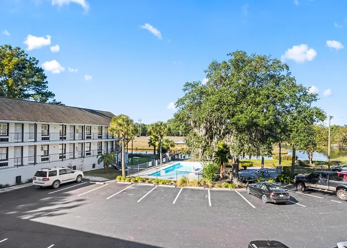 Charleston Creekside Inn