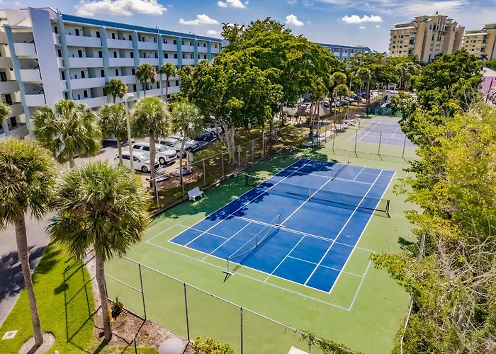 Lovely Marco Island Condo W/ Private Bay View