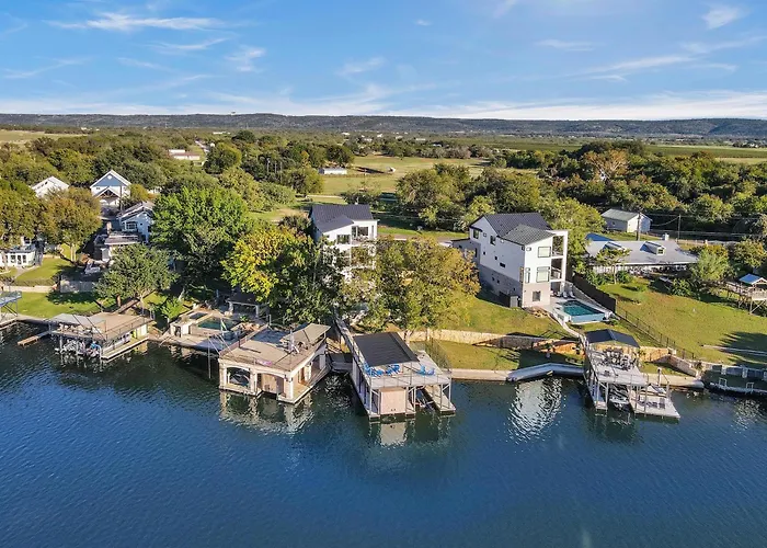 Lbj Bliss Retreat Heated Pool Hot Tub Game Rooms