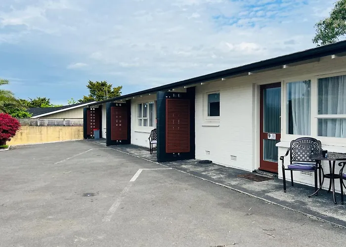 18Th Avenue Thermal Motel
