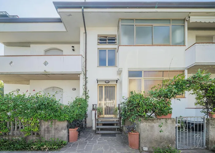 Apartment Dei Fiori By Interhome