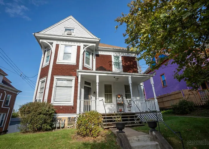 Parkside Paradise Elegant Victorian Home Just Steps From The Park