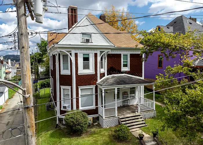 Parkside Paradise Elegant Victorian Home Just Steps From The Park