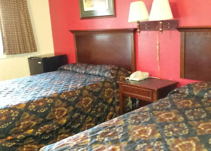 Hallmark Motel