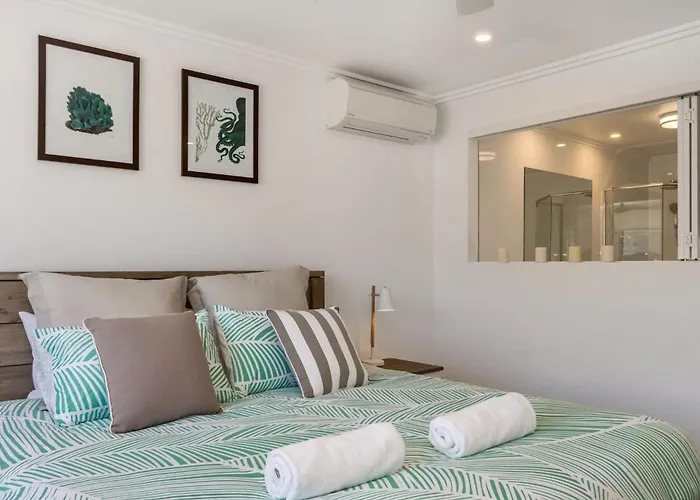 Ocean Walk - Villa Near Main Beach