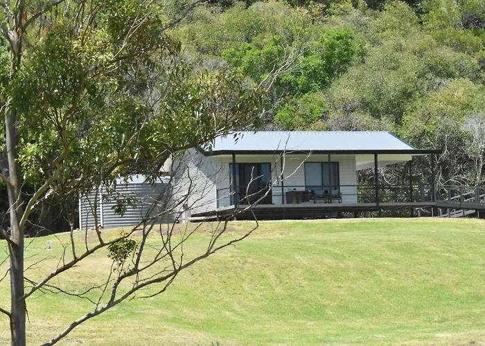 Maleny Hinterland Escape