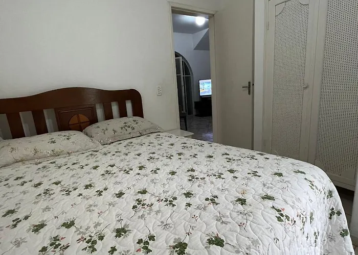 Linda casa para temporada em FRENTE A PRAIA em São Lourenço do Sul