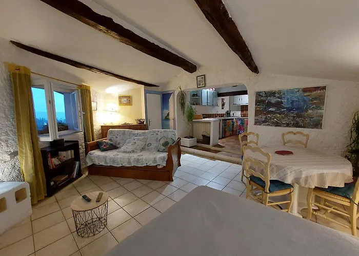 "Le Charme Provencal" - Studio 4 Couchages Classe 2 Etoiles - Axelle Loc'Appart