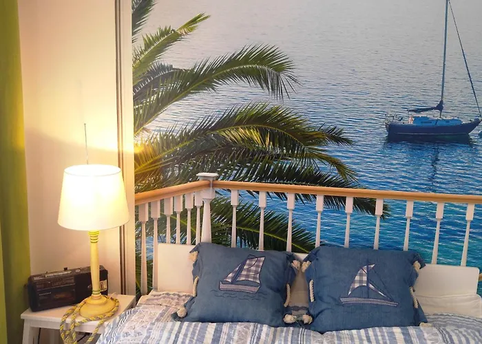 Musa Mar Studio With Balcony Panoramic View In The Residential Area