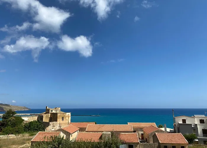 Marina Di Petrolo Apartments