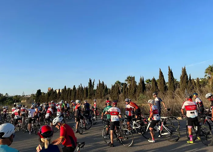 Villamartin Apartment. Excellent Location For Golfers, Cyclists And Hikers