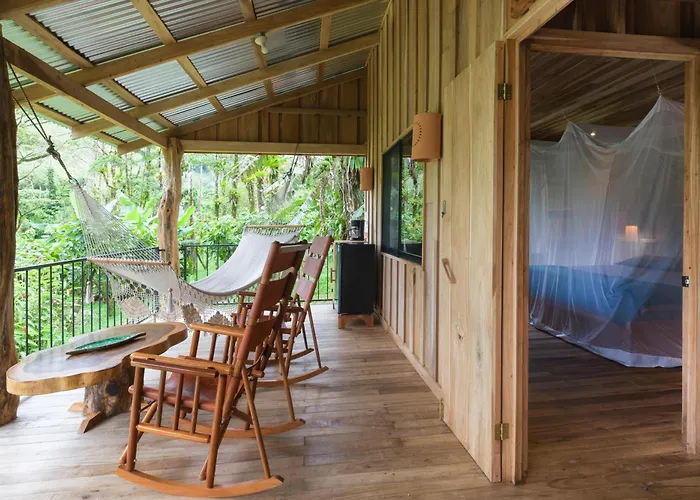 Finca Amistad Cacao Lodge