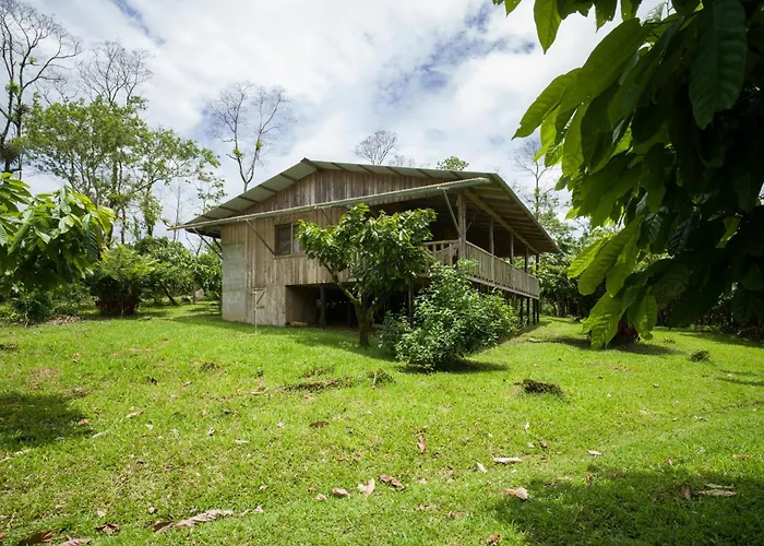 Finca Amistad Cacao Lodge