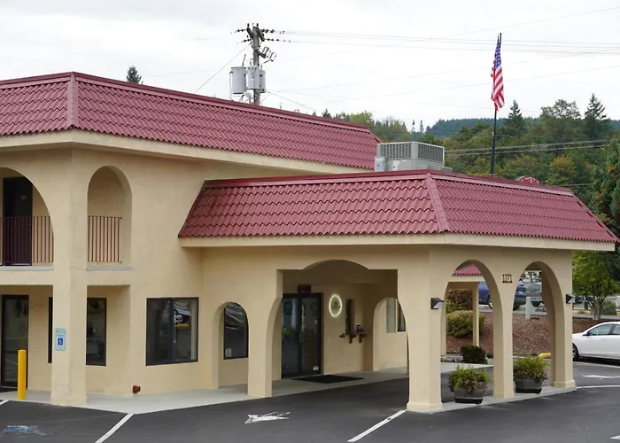 Timberland Inn & Suites