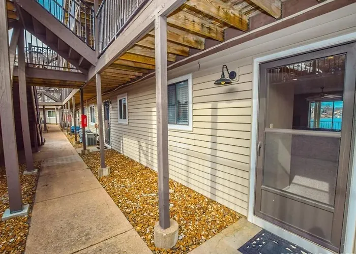 Lakefront Condo With A View Osage Beach