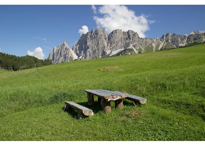 Cristallo & Faloria Suite Apartments