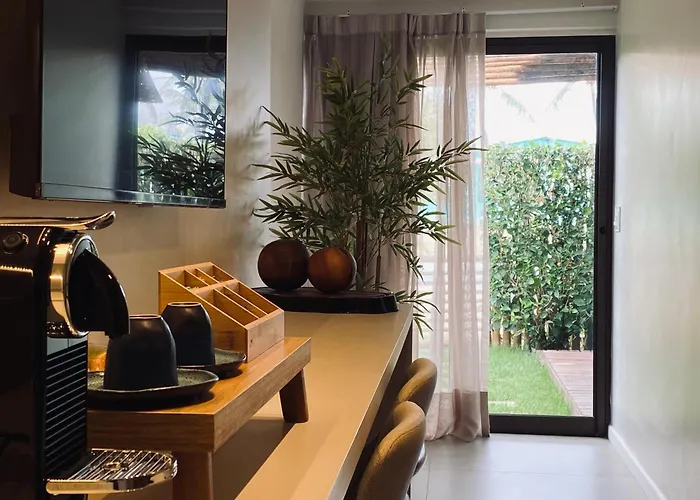 Nari Guest Room