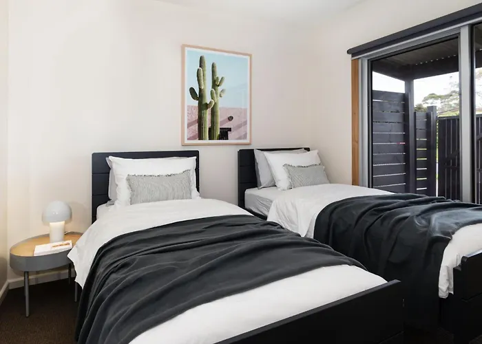 Kennington Beach Getaway With Spa