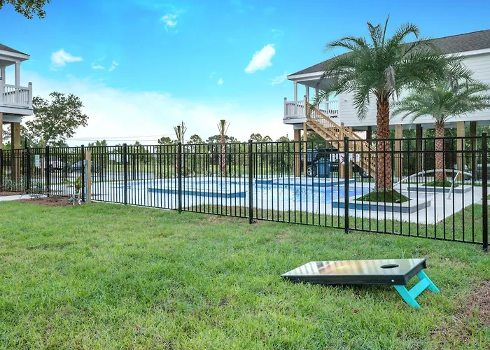 Waveland Beach Cottages