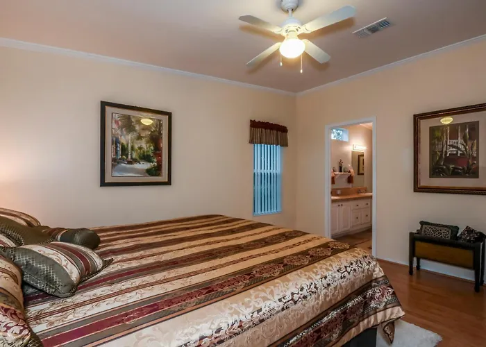 The Blue Nile! Your Florida Vacation Is Calling. Vacation, Leisure Or Business