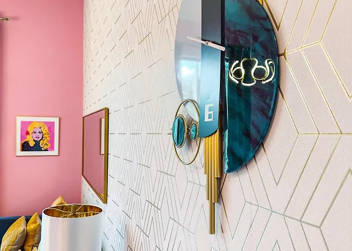 Dolly'S Art Deco - Luxe Stay Near Broadway