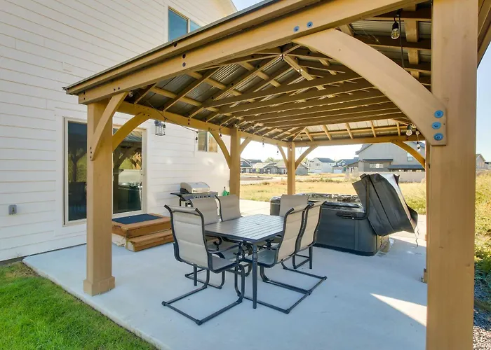 Garden City Vacation Rental: Walk To Bear Lake