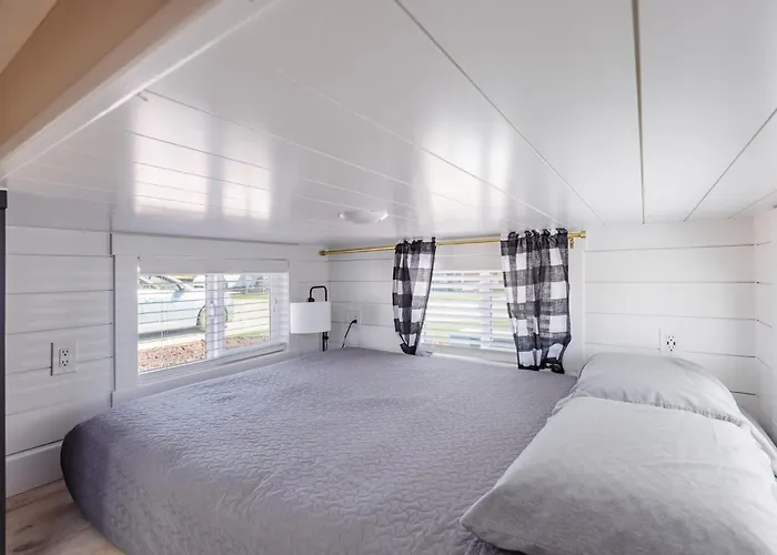 Zion Tiny Home, Hot Tub, Gooseberry Mesa Trails