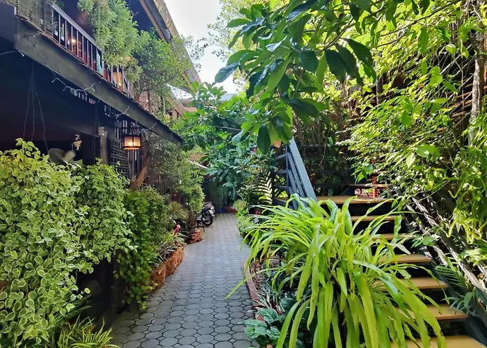 Hoh Guesthouse