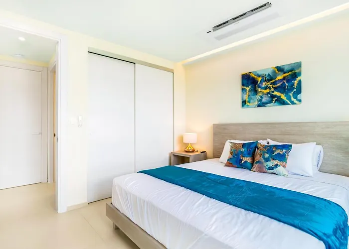 Luxury Oceanview 1Br On Beach