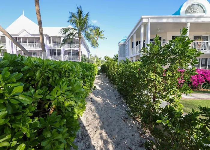 Luxury 1 Bed Apartment Near Seven Mile Beach At The Grove - Villa Zen