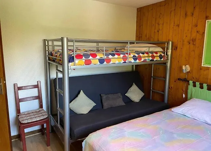 Charming Bright Spacious Village Walk To Lift Hike