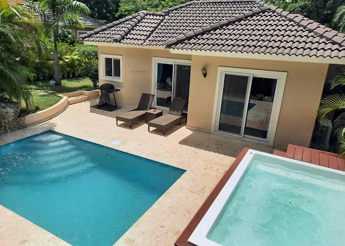 Private Pool & Jacuzzi Villa In Sosua