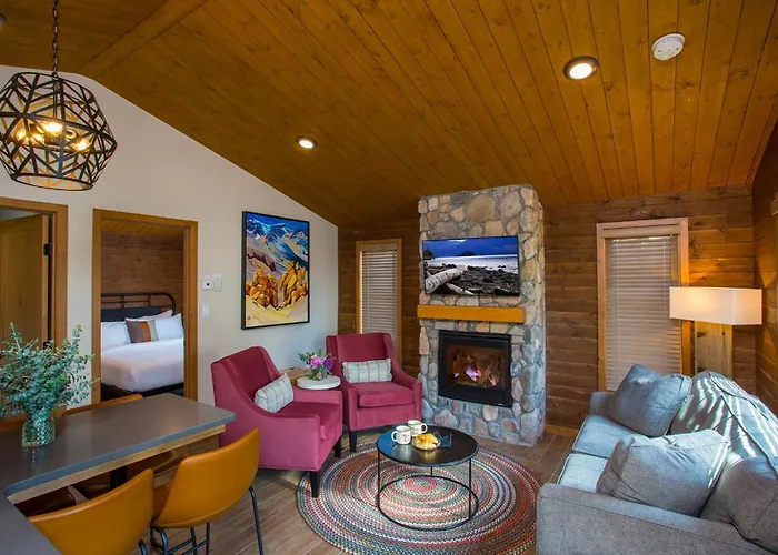 Bear Hill Lodge