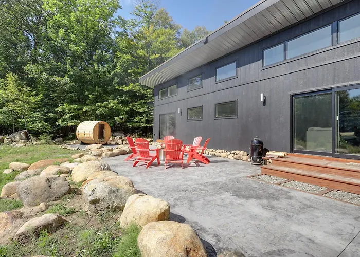 Adirondack Cabin Near Whiteface Mountain Resort!