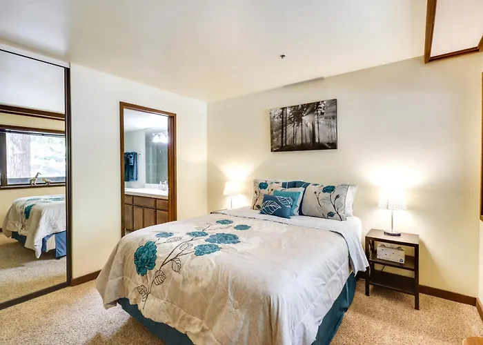 Walk To Ski Shuttle: Incline Village Condo