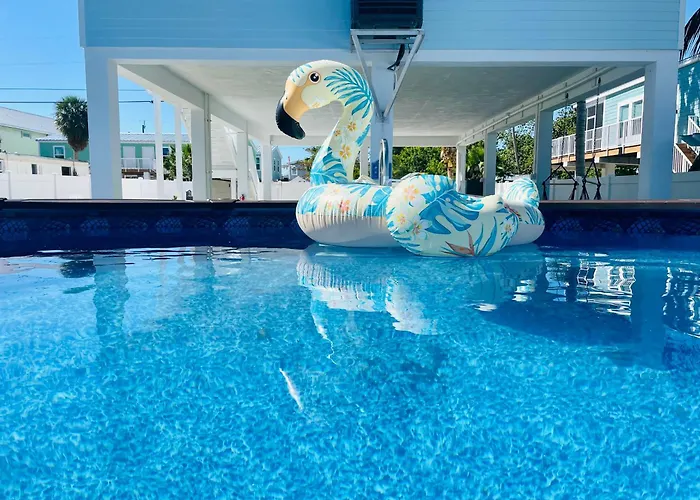 Casa Blue Flamingo - In The Florida Keys - Minutes From The Beach