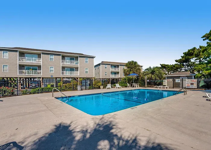 Starboard #16C: Across From Beach, Pool, Deck