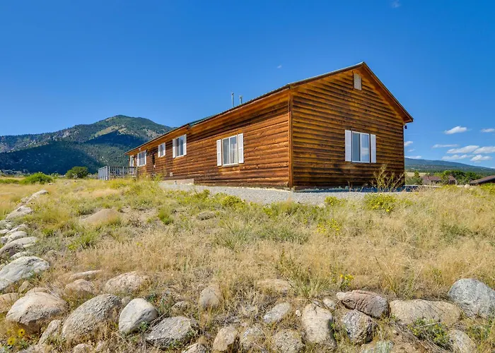 Spacious Buena Vista Home W/ Fire Pit Near Skiing!